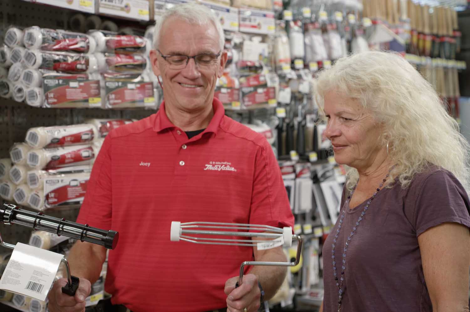 NOW HIRING – Full-time Retail Associate